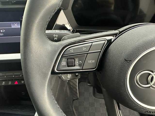 アウディ アウディ Ａ３ SB 30TFSI 兵庫県 2025(令7)年 0.7万km グレー 純正ナビ/フルセグ BT USB Apple Car play Androido Auto/ビルトインETC2.0/バックカメラ/ワイヤレス充電/前後ドライブレコーダー/レーダークルーズコントロール/衝突軽減ブレーキ/LKA/サイドアシスト/パークアシスト/コーナーセンサー/LEDヘッドライト/オートライト/オートハイビーム/シートヒーター/パワーシート/スペアキー