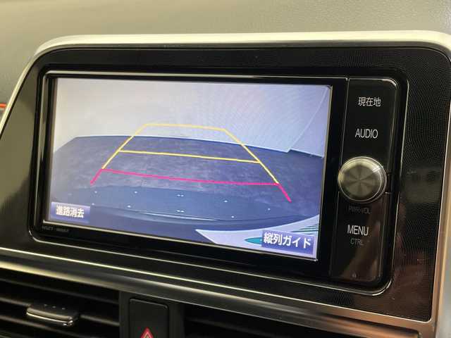 トヨタ シエンタ G 愛媛県 2017(平29)年 8.9万km ブラックマイカ 純正ナビ/フルセグTV/Bluetooth/両側パワースライドドア/バックカメラ/ＥＴＣ/ＬＥＤヘッドライト/純正フロアマット/３列シート/オートマチックハイビーム/オートライト/レーンキープアシスト/衝突被害軽減システム