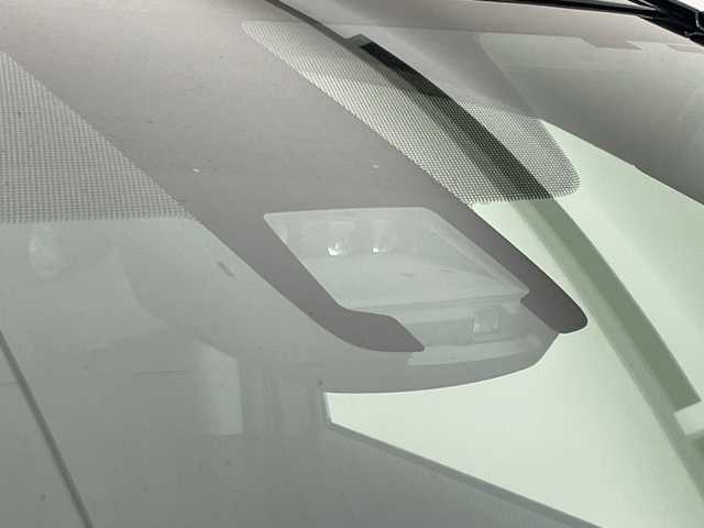 トヨタ シエンタ G 愛媛県 2017(平29)年 8.9万km ブラックマイカ 純正ナビ/フルセグTV/Bluetooth/両側パワースライドドア/バックカメラ/ＥＴＣ/ＬＥＤヘッドライト/純正フロアマット/３列シート/オートマチックハイビーム/オートライト/レーンキープアシスト/衝突被害軽減システム