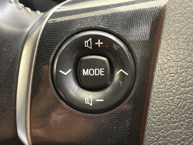 トヨタ シエンタ G 愛媛県 2017(平29)年 8.9万km ブラックマイカ 純正ナビ/フルセグTV/Bluetooth/両側パワースライドドア/バックカメラ/ＥＴＣ/ＬＥＤヘッドライト/純正フロアマット/３列シート/オートマチックハイビーム/オートライト/レーンキープアシスト/衝突被害軽減システム