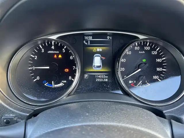 日産 エクストレイル ハイブリッド 20X エマージェンシーブレーキ 青森県 2015(平27)年 11.4万km チタニウムカーキ ワンオーナー/４WD/純正メモリナビ/（BT／AM／FM／DVD）/ビルトインETC/全周囲方位カメラ/ハーフレザーシート/シートヒーター（運転席＋助手席）/エアシート（運転席＋助手席）/ステアリングスイッチ/クルーズコントロール/衝突軽減ブレーキ/LEDヘッドライト/フォグライト/夏タイヤ/USB/スペアキー１本/保証書/取り扱い説明書