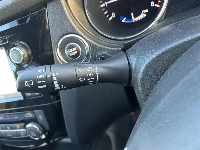 日産 エクストレイル ハイブリッド 20X エマージェンシーブレーキ 青森県 2015(平27)年 11.4万km チタニウムカーキ ワンオーナー/４WD/純正メモリナビ/（BT／AM／FM／DVD）/ビルトインETC/全周囲方位カメラ/ハーフレザーシート/シートヒーター（運転席＋助手席）/エアシート（運転席＋助手席）/ステアリングスイッチ/クルーズコントロール/衝突軽減ブレーキ/LEDヘッドライト/フォグライト/夏タイヤ/USB/スペアキー１本/保証書/取り扱い説明書