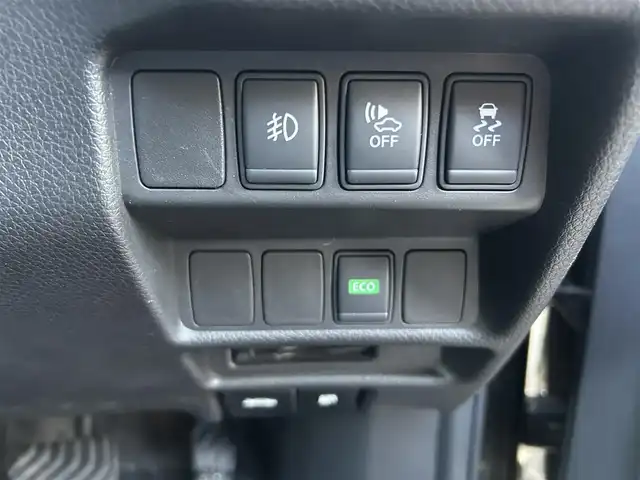 日産 エクストレイル ハイブリッド 20X エマージェンシーブレーキ 青森県 2015(平27)年 11.4万km チタニウムカーキ ワンオーナー/４WD/純正メモリナビ/（BT／AM／FM／DVD）/ビルトインETC/全周囲方位カメラ/ハーフレザーシート/シートヒーター（運転席＋助手席）/エアシート（運転席＋助手席）/ステアリングスイッチ/クルーズコントロール/衝突軽減ブレーキ/LEDヘッドライト/フォグライト/夏タイヤ/USB/スペアキー１本/保証書/取り扱い説明書