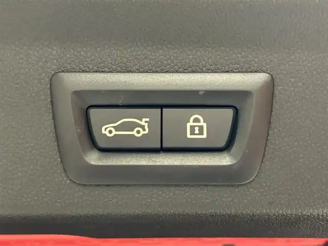 ＭＩＮＩ ＢＭＷ ミニ クロスオーバー クーパー D オール4 道央・札幌 2021(令3)年 1.5万km チリ・レッド CLASSIC TRIM/　・17インチアロイホイールチャンネルスポーツブラック/　・クロス/レザレットブラックパールスポーツシート/　・MINIドライビングモード/ドライビングアシストパッケージ/　・リアビューカメラ/　・パーキングアシストパッケージ/ブラックボンネットストライプ/ACC/LEDヘッドライト/Apple CarPlay/マルチディスプレイメーターパネル/USB/BT/電動リアゲート