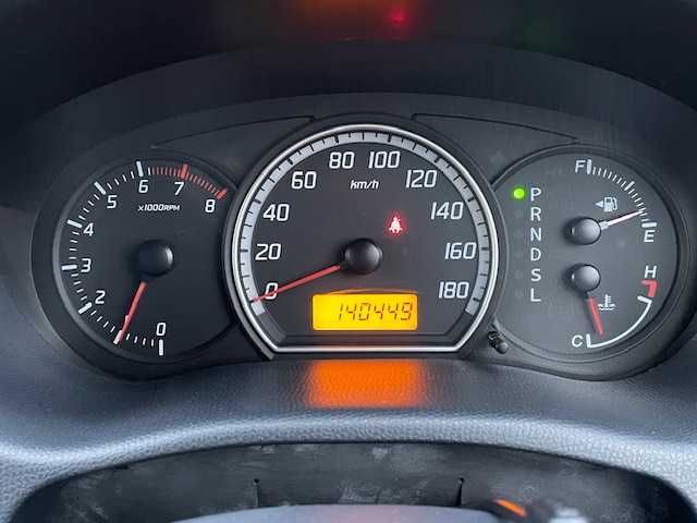 スズキ スイフト XG Cセレクション 茨城県 2010(平22)年 14.1万km シルバー 社外ナビ/（FM/AM/BT/ワンセグ） /スマートキー /バックカメラ /ETC /純正AW /ABS /パワーステアリング /パワーウィンドウ