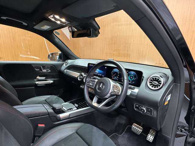 メルセデス・ベンツ ＧＬＢ２００ｄ AMGライン 千葉県 2020(令2)年 3.5万km コスモスブラック パノラマＳＲ　/純正ナビ　/３６０°カメラ　/ＡＣＣ　/ＢＳＭ　/レーンアシスト　/パーキングアシスト　/ＬＥＤヘッドライト　/ハイビームアシスト　/電動リアゲート　/ＥＴＣ　/純正１９インチＡＷ　/ドライブレコーダー