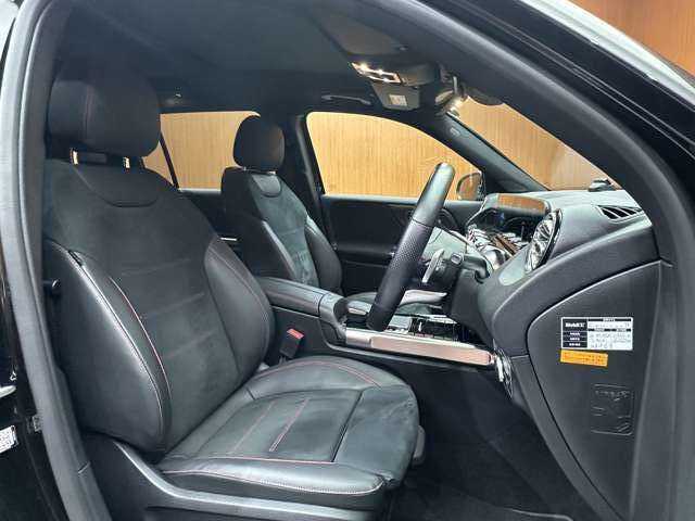 メルセデス・ベンツ ＧＬＢ２００ｄ AMGライン 千葉県 2020(令2)年 3.5万km コスモスブラック パノラマＳＲ　/純正ナビ　/３６０°カメラ　/ＡＣＣ　/ＢＳＭ　/レーンアシスト　/パーキングアシスト　/ＬＥＤヘッドライト　/ハイビームアシスト　/電動リアゲート　/ＥＴＣ　/純正１９インチＡＷ　/ドライブレコーダー