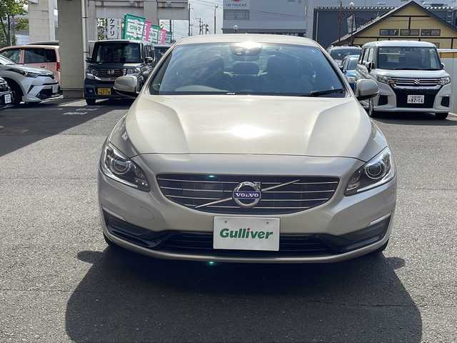 ボルボ Ｓ６０ D4 ダイナミックエディション 宮城県 2017(平29)年 4.9万km シルバー 純正HDDナビ/地デジTV/（AM・FM・AUX・BT・TV）/レーダークルーズコントロール/衝突被害軽減ブレーキ/HIDヘッドライト/スマートキー/パドルシフト/前後ドライブレコーダー/ETC/レーンアシスト/前席パワーシート/前席シートヒーター/社外レーダー/保証書/取扱説明書/スペアキー