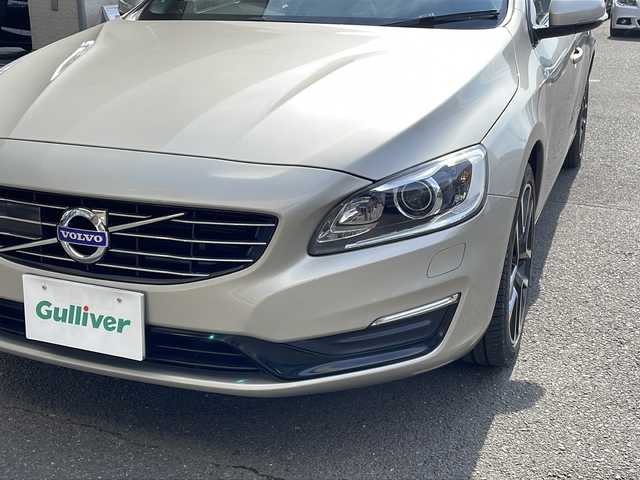 ボルボ Ｓ６０ D4 ダイナミックエディション 宮城県 2017(平29)年 4.9万km シルバー 純正HDDナビ/地デジTV/（AM・FM・AUX・BT・TV）/レーダークルーズコントロール/衝突被害軽減ブレーキ/HIDヘッドライト/スマートキー/パドルシフト/前後ドライブレコーダー/ETC/レーンアシスト/前席パワーシート/前席シートヒーター/社外レーダー/保証書/取扱説明書/スペアキー