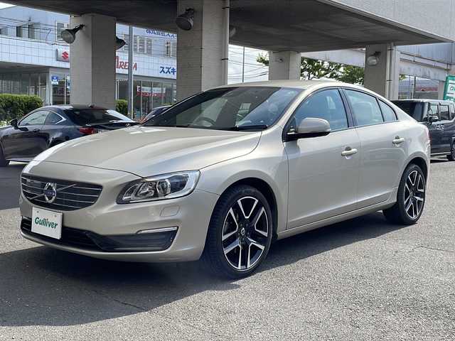 ボルボ Ｓ６０ D4 ダイナミックエディション 宮城県 2017(平29)年 4.9万km シルバー 純正HDDナビ/地デジTV/（AM・FM・AUX・BT・TV）/レーダークルーズコントロール/衝突被害軽減ブレーキ/HIDヘッドライト/スマートキー/パドルシフト/前後ドライブレコーダー/ETC/レーンアシスト/前席パワーシート/前席シートヒーター/社外レーダー/保証書/取扱説明書/スペアキー