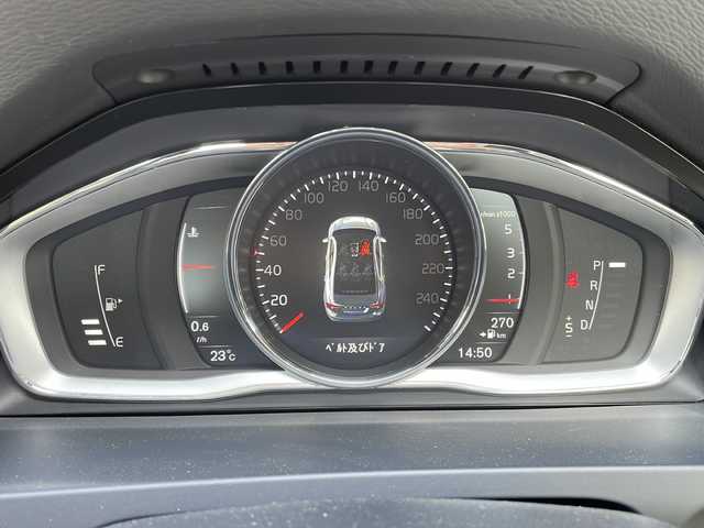 ボルボ Ｓ６０ D4 ダイナミックエディション 宮城県 2017(平29)年 4.9万km シルバー 純正HDDナビ/地デジTV/（AM・FM・AUX・BT・TV）/レーダークルーズコントロール/衝突被害軽減ブレーキ/HIDヘッドライト/スマートキー/パドルシフト/前後ドライブレコーダー/ETC/レーンアシスト/前席パワーシート/前席シートヒーター/社外レーダー/保証書/取扱説明書/スペアキー