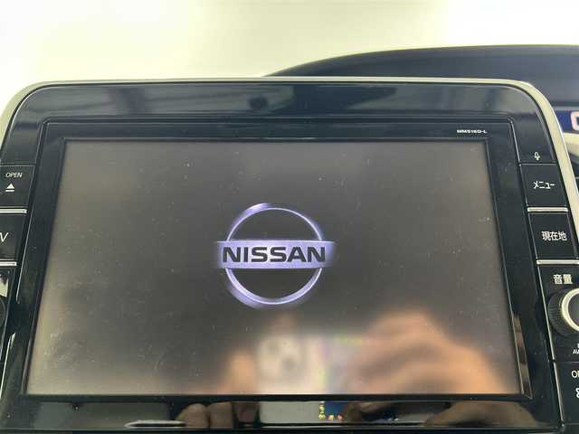 日産 セレナ ライダー プロパイロット E 佐賀県 2016(平28)年 9.3万km アズライトブルー 純正9インチナビ/フルセグTV/CD/DVD/Bluetooth/純正11インチフリップダウンモニター/バックカメラ/衝突被害軽減システム/プロパイロット/レーンアシスト/オートライト/オートマチックハイビーム/ロードサインアシスト/電子パーキング/ブレーキホールド/両側パワースライドドア/後席サンシェード/シートバックテーブル/レザーシート/LEDヘッドライト/フォグライト/運転席・助手席シートヒーター/ビルトインETC/ステアリングスイッチ/オーテック16インチアルミホイール/プッシュスタート/スマートキー/スペアキー×１