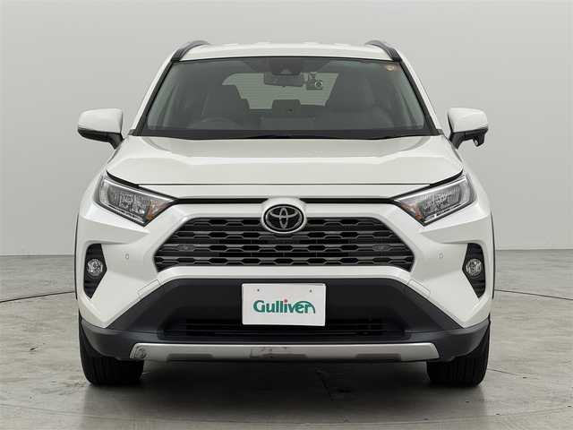 トヨタ ＲＡＶ４ G Zパッケージ 福岡県 2020(令2)年 6.8万km ホワイトパールクリスタルシャイン 純正９型ナビ　/バックカメラ　/デジタルインナーミラー　/ビルトインＥＴＣ　/前後ドラレコ　/レーダークルコン　/コーナーセンサー　/トヨタセーフティセンス　/衝突被害軽減ブレーキ/レーンキープ/ブラインドスポットモニター/アクセル踏み間違い防止/パワーバックドア　/シートヒーター　/ステアリングヒーター/パワーシート