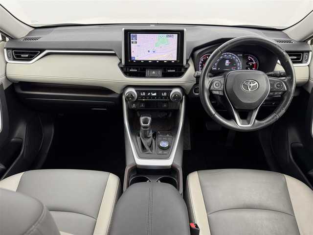 トヨタ ＲＡＶ４ G Zパッケージ 福岡県 2020(令2)年 6.8万km ホワイトパールクリスタルシャイン 純正９型ナビ　/バックカメラ　/デジタルインナーミラー　/ビルトインＥＴＣ　/前後ドラレコ　/レーダークルコン　/コーナーセンサー　/トヨタセーフティセンス　/衝突被害軽減ブレーキ/レーンキープ/ブラインドスポットモニター/アクセル踏み間違い防止/パワーバックドア　/シートヒーター　/ステアリングヒーター/パワーシート