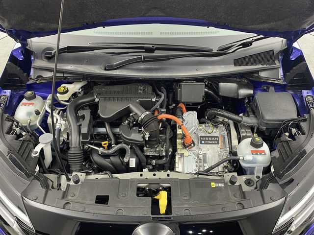 日産 オーラ G レザーエディション 栃木県 2024(令6)年 0.7万km パープルⅡ コネクトナビゲーションシステム/・ワンセグ/Bluetooth/AM/FM/USB/BOSEパーソナルプラスサウンドシステム/プロパイロット/アラウンドビューモニター/衝突軽減ブレーキ/車線逸脱警報/ブラインドスポットモニタリング/クリアランスソナー/レザーシート【本革】/パワーシート/シートヒーター/ハンドルヒーター/デジタルインナーミラー/ドライブレコーダー/ＥＴＣ2.0/オートＬＥＤヘッドライト/オートマチィックハイビーム/フォグランプ/電格ウィンカーミラー/純正フロアマット/純正17インチアルミホイール/スマートスペアキー