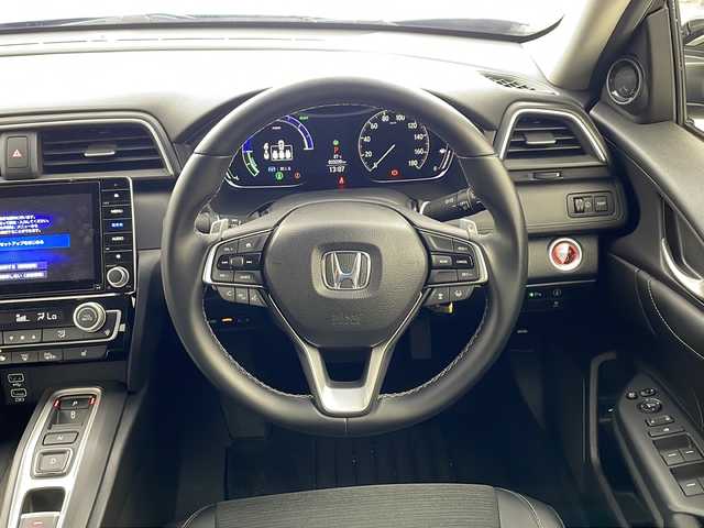 ホンダ インサイト EX 兵庫県 2022(令4)年 3.4万km クリスタルブラックパール ・純正ナビ/・Bluetooth/CD/DVD/USB/TV/Apple car play/・バックカメラ/・Honda SENSING/・CMBS（衝突軽減ブレーキシステム）/・LKAS（車線維持支援システム）/・ACC（アダプティブ・クルーズ・コントロール）/・路外逸脱抑制機能/・クリアランスソナー/・ドライバー注意力モニター/・アジャイルハンドリングアシスト/・デュアルピニオンアシストEPS/・後方誤発進抑制機能/・運転席用&助手席用i-SRSエアバッグシステム/・前席用i-サイドエアバッグシステム/・ポップアップフードシステム/・LEDヘッドライト〈インラインタイプ〉/・LEDフォグライト/・電子制御パーキングブレーキ/・オートブレーキホールド機能/・エコアシスト/・イモビライザー/・ヒルスタートアシスト機能/・純正フロアマット/・革シート/・前席シートヒーター/・ビルトインETC2.0/・前後ドライブレコーダー/・スペアキー/・保証書/・取扱説明書