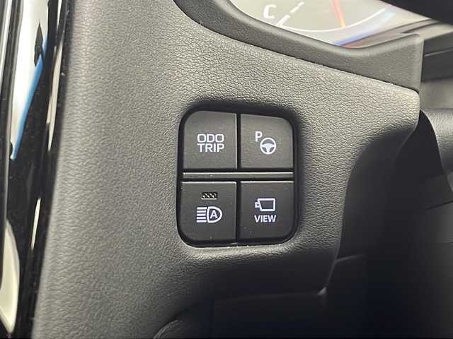 トヨタ クラウン ハイブリッド RS アドバンス 愛知県 2018(平30)年 3.3万km ホワイトパールクリスタルシャイン /禁煙車//ローダウン//純正T-Connectナビ//フルセグTV//ビルトインETC//バックカメラ//パノラミックビューモニター//電動チルト&スライドムーンルーフ//TANABEダウンサス(NF210)//TWS19インチ鍛造2ピースアルミホイール//トヨタセーフティセンス//プリクラッシュセーフティ//レーントレーシングアシスト//レーダークルーズ//ロードサインアシスト//アダプティブハイビーム//ブラインドスポットモニター//前後クリアランスソナー//パーキングサポートブレーキ//インテリジェントパーキングアシスト2//3眼LEDヘッドライト//オートライト//ヘッドライトウォッシャー//合皮コンビシート//前席パワーシート・シートヒーター//運転席ポジションメモリー//純正フロアマット//純正ドアバイザー//電子パーキングブレーキ//ブレーキホールド//革巻きステアリング//ステアリングスイッチ//電動チルト&テレスコ//プッシュスタート//電動格納ミラーウィンカー//新車保証書・取扱説明書//スペアキー//純正エンジンスターター