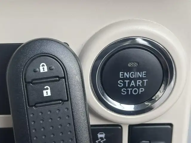 ダイハツ ムーヴ キャンバス X SA Ⅲ 秋田県 2018(平30)年 6.3万km パールホワイトⅢ/ナチュラルベージュマイカメタリック 2トーン ４WD/スマートアシストIII/純正オーディオ（AM/FM/CD)/誤発進抑制機能/LEDヘッドライト/スマートキー/アイドリングストップ/プッシュスタート/レーンキープアシスト/オートマチックハイビーム/ステアリングスイッチ/純正フロアマット/純正ドアバイザー/オートライト/オートエアコン/パワーステアリング/パワーウィンドウ/電動格納ウィンカーミラー/ヘッドライトレベライザー/横滑り防止/盗難防止装置/寒冷地仕様/保証書/取扱説明書/記録簿/スペアキー×１