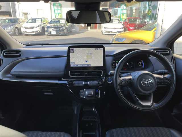 トヨタ アクア Z 岡山県 2023(令5)年 4万km ブラック 登録時走行距離39622キロ/純正10.5インチディスプレイオーディオ/AM/FM/Bluetooth/Miracast/Toyota Safety Sense/・プリクラッシュセーフティ/・クリアランスソナー/・車線逸脱警報/レーダークルーズコントロール/アラウンドビューモニター/ブラインドスポットモニター/オートマチックハイビーム/パワーシート（D席）/シートヒーター（D席＋N席）/純正15インチAW/LEDヘッドライト/プッシュスタート/スマートキー