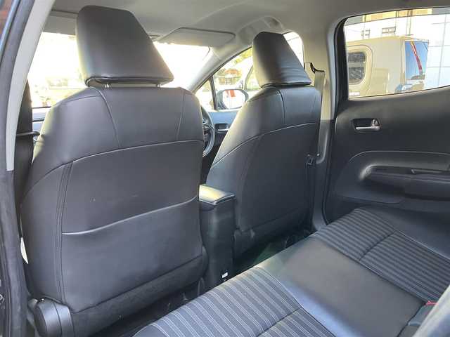 トヨタ アクア Z 岡山県 2023(令5)年 4万km ブラック 登録時走行距離39622キロ/純正10.5インチディスプレイオーディオ/AM/FM/Bluetooth/Miracast/Toyota Safety Sense/・プリクラッシュセーフティ/・クリアランスソナー/・車線逸脱警報/レーダークルーズコントロール/アラウンドビューモニター/ブラインドスポットモニター/オートマチックハイビーム/パワーシート（D席）/シートヒーター（D席＋N席）/純正15インチAW/LEDヘッドライト/プッシュスタート/スマートキー