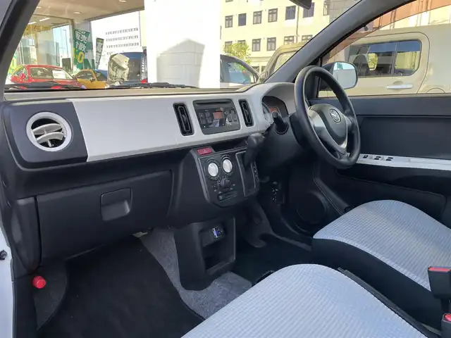 マツダ キャロル GL 岡山県 2018(平30)年 6.7万km スペリアホワイト 登録時走行距離66868km/ETC/USB入力端子/AUX/シートヒーター/ドアバイザー/ドライブレコーダー/リモコンキー/パワーステアリング/パワーウィンドウ/純正フロアマット/ハロゲンヘッドライト