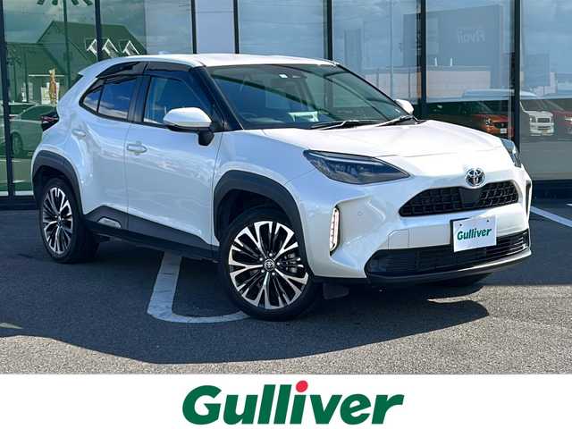 トヨタ ヤリスクロス ハイブリッド 岐阜県 2021(令3)年 4.7万km ホワイトパールクリスタルシャイン 登録時走行距離47090km/純正ディスプレイオーディオ/バックカメラ/クルーズコントロール/ステアリングヒーター/禁煙車/シートヒーター/ハーフレザーシート/ビルトインＥＴＣ/レーンキープアシスト/前後コーナーセンサー/プッシュスタート/スマートキー/スペアキー/電動リアゲート/LEDヘッドライト/オートライト/フォグランプ/オートマチックハイビーム/ドアバイザー/Bluetooth接続/USB入力端子/アイドリングストップ