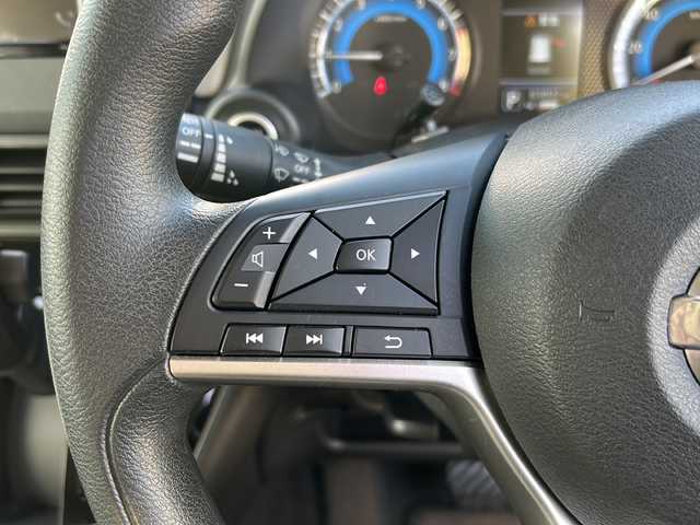 日産 デイズ X 兵庫県 2019(平31)年 8.4万km ソーダブルーM 取扱説明書/保証書/社外ナビ（FM/AM/DISC/Bluetooth/USB/iPod）/プッシュスタート/全方位カメラ/バックカメラ/サイドカメラ/スマートキー/純正フロアマット/純正アルミホイール/ステアリングリモコン/純正ドアバイザー/アイドリングストップ