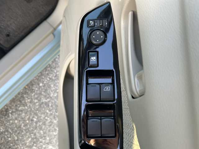 日産 デイズ X 兵庫県 2019(平31)年 8.4万km ソーダブルーM 取扱説明書/保証書/社外ナビ（FM/AM/DISC/Bluetooth/USB/iPod）/プッシュスタート/全方位カメラ/バックカメラ/サイドカメラ/スマートキー/純正フロアマット/純正アルミホイール/ステアリングリモコン/純正ドアバイザー/アイドリングストップ