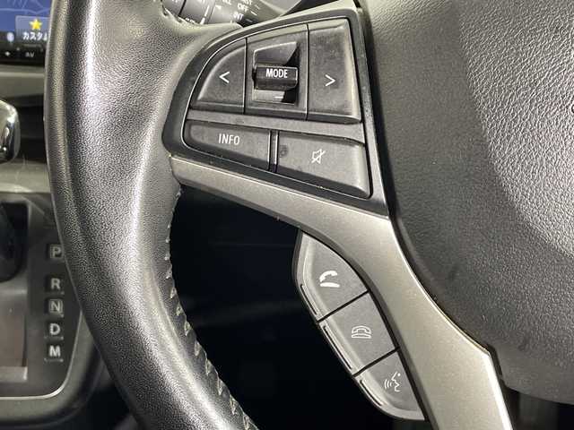 スズキ ソリオ HV MZ 神奈川県 2019(令1)年 3.7万km ピュアホワイトP ワンオーナー/純正8インチSDナビ/AM/FM/Bluetooth接続/USB/CD/DVD/iPod/フルセグTV/全周囲カメラ/両側パワースライドドア/シートヒーター/アダプティブクルーズコントロール/前後ドライブレコーダー/純正フロアマット/スマートキー/アイドリングストップ/コーナーセンサー/オートマチックハイビーム/横滑り防止装置/盗難防止装置/衝突被害軽減システム