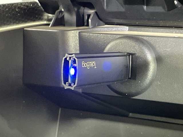 スズキ ソリオ HV MZ 神奈川県 2019(令1)年 3.7万km ピュアホワイトP ワンオーナー/純正8インチSDナビ/AM/FM/Bluetooth接続/USB/CD/DVD/iPod/フルセグTV/全周囲カメラ/両側パワースライドドア/シートヒーター/アダプティブクルーズコントロール/前後ドライブレコーダー/純正フロアマット/スマートキー/アイドリングストップ/コーナーセンサー/オートマチックハイビーム/横滑り防止装置/盗難防止装置/衝突被害軽減システム