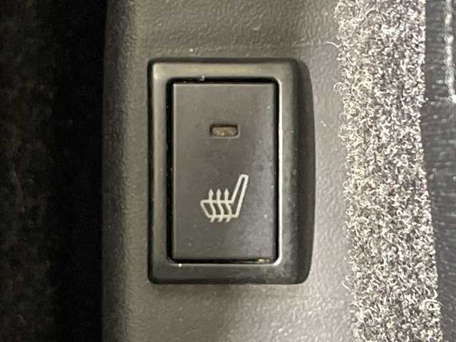 スズキ ソリオ HV MZ 神奈川県 2019(令1)年 3.7万km ピュアホワイトP ワンオーナー/純正8インチSDナビ/AM/FM/Bluetooth接続/USB/CD/DVD/iPod/フルセグTV/全周囲カメラ/両側パワースライドドア/シートヒーター/アダプティブクルーズコントロール/前後ドライブレコーダー/純正フロアマット/スマートキー/アイドリングストップ/コーナーセンサー/オートマチックハイビーム/横滑り防止装置/盗難防止装置/衝突被害軽減システム