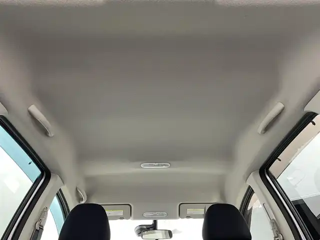 日産 ノート X エマージェンシーブレーキ 群馬県 2014(平26)年 1.8万km ブリリアントシルバー 衝突被害軽減ブレーキ　純正７インチナビ　スマートキー　プッシュスタート　横滑り防止装置　盗難防止装置　純正フロアマット　パワーステアリング　パワーウィンドウ　ＡＢＳ　アイドリングストップ　禁煙車