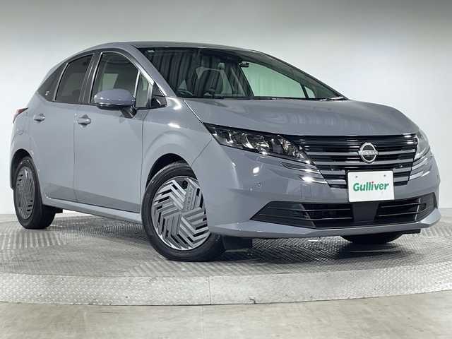 日産 ノート X 神奈川県 2025(令7)年 0.4万km グレー エマージェンシーブレーキ/全方位運転支援システム/純正9型ナビ【MM223D-L】/・BT/フルセグTV/CD/DVD/HDMI/SD/バックカメラ/電動パーキングブレーキ/オートブレーキホールド/D-MODE/EVMODE/インテリジェントキー/スペアキー/プッシュスタートボタン/ドライブレコーダー/ビルトインETC/LEDヘッドライト/純正フロアマット