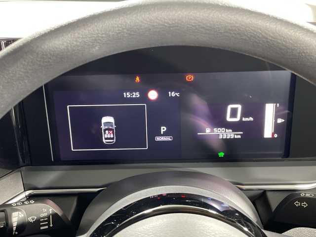 日産 ノート X 神奈川県 2025(令7)年 0.4万km グレー エマージェンシーブレーキ/全方位運転支援システム/純正9型ナビ【MM223D-L】/・BT/フルセグTV/CD/DVD/HDMI/SD/バックカメラ/電動パーキングブレーキ/オートブレーキホールド/D-MODE/EVMODE/インテリジェントキー/スペアキー/プッシュスタートボタン/ドライブレコーダー/ビルトインETC/LEDヘッドライト/純正フロアマット