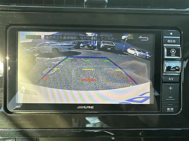 トヨタ プリウス S ツーリングセレクション 滋賀県 2016(平28)年 13.6万km スーパーホワイトⅡ (株)IDOMが運営する【じしゃロン草津店】の自社ローン対象車両になります。こちらは現金ご利用時の価格です。自社ローンご希望の方は別途その旨お申付け下さい。