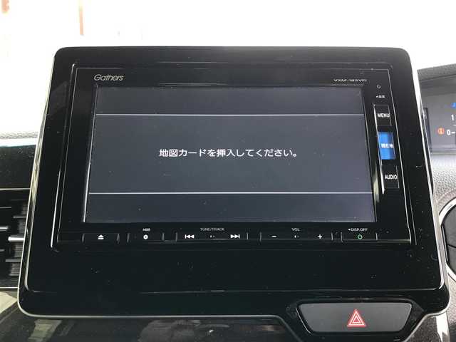 ホンダ Ｎ ＢＯＸ カスタム G L ターボ ホンダセンシング 福岡県 2017(平29)年 4万km プレミアムホワイトパールⅡ 純正ナビ/・Bluetooth/CD/DVD/・フルセグTV/パワースライドドア(両側)/バックカメラ/ビルトインETC/ドライブレコーダー(前後)/レーダークルーズコントロール/ソナーセンサー/ホンダセンシング/・衝突軽減ブレーキ/・誤発進抑制機能/・歩行者事故低減ステアリング/・先行車発進お知らせ機能/・車線維持支援システム/・オートハイビーム/・標識認識機能/ターボ/LEDヘッドランプ/本革巻きステアリング/パドルシフト/ハーフレザーシート/チップアップ機能/純正15インチアルミホイール/スマートキーシステム/プッシュエンジンスタート/禁煙車