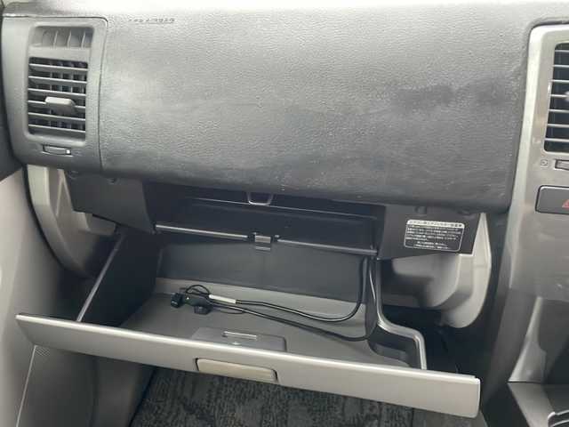 トヨタ ハイラックス サーフ SSR－X LTD 山口県 2007(平19)年 12.4万km ブラック 社外メモリナビ/Bluetooth/フルセグTV/バックカメラ/リモコンキー/キセノンライト/フォグライト/ルーフレール/ハッチパワーウィンドゥ/オールオートパワーウィンドゥ/ETC/社外前方ドライブレコーダー/社外グリル（TOYOTAデザイン）/社外バンパーガード/社外17インチAW/サマータイヤ4本車載（アルミなし）/保証書・取説/スペアキー1本