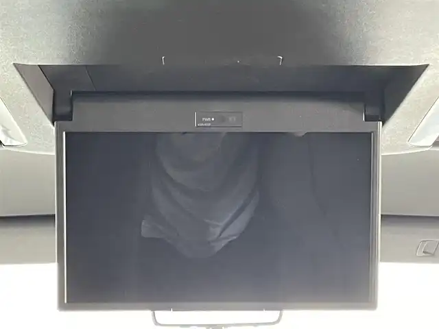 トヨタ アルファードハイブリット Z 滋賀県 2025(令7)年 0.4万km ブラック 禁煙車/純正ナビ/（Miracast/Bluetooth/USB/HDMI/フルセグTV）/パノラミックビューモニター/純正フリップダウンモニター/ツインムーンルーフ/ビルトインETC/デジタルインナーミラー/パワーバックドア/両側電動スライドドア/プリクラッシュセーフティー/レーンディパーチャーアラート/プロアクティブドライビングアシスト/ロードサインアシスト/リヤクロストラフィックアラート/ブラインドスポットモニター/パーキングサポートブレーキ/後方車両接近告知/クリアランスソナー/安心降車アシスト/レザーシート/パワーシート/シートヒーター/ベンチレーション/D席シートメモリー/LEDヘッドライト/フォグランプ/オートヘッドライト/オートマチックハイビーム/革巻きステアリング/レーダークルーズコントロール/ステアリングヒーター/ステアリングリモコン/電動パーキングブレーキ/オートホールドブレーキ/USB充電/置くだけ充電/スペアキー/純正アルミホイール/純正ドアバイザー/AC100V/リアロールサンシェイド