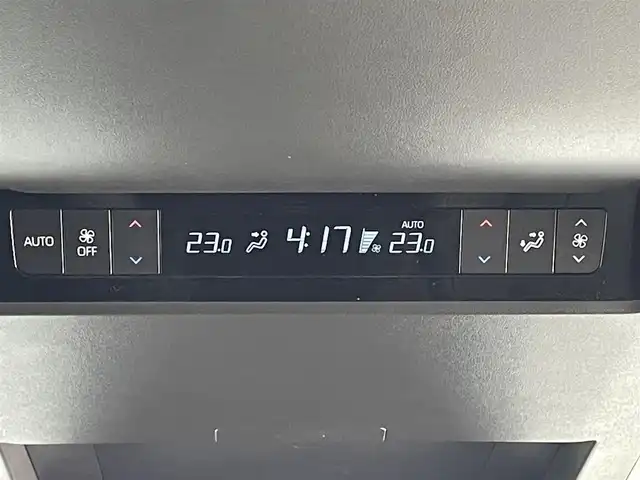 トヨタ アルファードハイブリット Z 滋賀県 2025(令7)年 0.4万km ブラック 禁煙車/純正ナビ/（Miracast/Bluetooth/USB/HDMI/フルセグTV）/パノラミックビューモニター/純正フリップダウンモニター/ツインムーンルーフ/ビルトインETC/デジタルインナーミラー/パワーバックドア/両側電動スライドドア/プリクラッシュセーフティー/レーンディパーチャーアラート/プロアクティブドライビングアシスト/ロードサインアシスト/リヤクロストラフィックアラート/ブラインドスポットモニター/パーキングサポートブレーキ/後方車両接近告知/クリアランスソナー/安心降車アシスト/レザーシート/パワーシート/シートヒーター/ベンチレーション/D席シートメモリー/LEDヘッドライト/フォグランプ/オートヘッドライト/オートマチックハイビーム/革巻きステアリング/レーダークルーズコントロール/ステアリングヒーター/ステアリングリモコン/電動パーキングブレーキ/オートホールドブレーキ/USB充電/置くだけ充電/スペアキー/純正アルミホイール/純正ドアバイザー/AC100V/リアロールサンシェイド