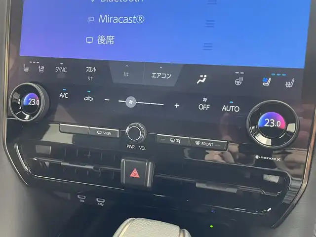 トヨタ アルファードハイブリット Z 滋賀県 2025(令7)年 0.4万km ブラック 禁煙車/純正ナビ/（Miracast/Bluetooth/USB/HDMI/フルセグTV）/パノラミックビューモニター/純正フリップダウンモニター/ツインムーンルーフ/ビルトインETC/デジタルインナーミラー/パワーバックドア/両側電動スライドドア/プリクラッシュセーフティー/レーンディパーチャーアラート/プロアクティブドライビングアシスト/ロードサインアシスト/リヤクロストラフィックアラート/ブラインドスポットモニター/パーキングサポートブレーキ/後方車両接近告知/クリアランスソナー/安心降車アシスト/レザーシート/パワーシート/シートヒーター/ベンチレーション/D席シートメモリー/LEDヘッドライト/フォグランプ/オートヘッドライト/オートマチックハイビーム/革巻きステアリング/レーダークルーズコントロール/ステアリングヒーター/ステアリングリモコン/電動パーキングブレーキ/オートホールドブレーキ/USB充電/置くだけ充電/スペアキー/純正アルミホイール/純正ドアバイザー/AC100V/リアロールサンシェイド