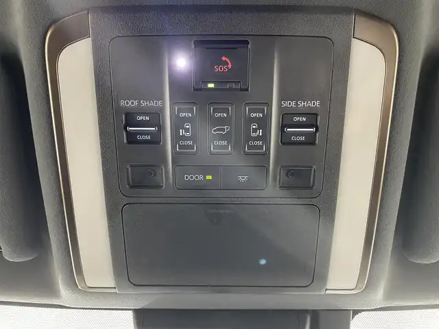 トヨタ アルファードハイブリット Z 滋賀県 2025(令7)年 0.4万km ブラック 禁煙車/純正ナビ/（Miracast/Bluetooth/USB/HDMI/フルセグTV）/パノラミックビューモニター/純正フリップダウンモニター/ツインムーンルーフ/ビルトインETC/デジタルインナーミラー/パワーバックドア/両側電動スライドドア/プリクラッシュセーフティー/レーンディパーチャーアラート/プロアクティブドライビングアシスト/ロードサインアシスト/リヤクロストラフィックアラート/ブラインドスポットモニター/パーキングサポートブレーキ/後方車両接近告知/クリアランスソナー/安心降車アシスト/レザーシート/パワーシート/シートヒーター/ベンチレーション/D席シートメモリー/LEDヘッドライト/フォグランプ/オートヘッドライト/オートマチックハイビーム/革巻きステアリング/レーダークルーズコントロール/ステアリングヒーター/ステアリングリモコン/電動パーキングブレーキ/オートホールドブレーキ/USB充電/置くだけ充電/スペアキー/純正アルミホイール/純正ドアバイザー/AC100V/リアロールサンシェイド