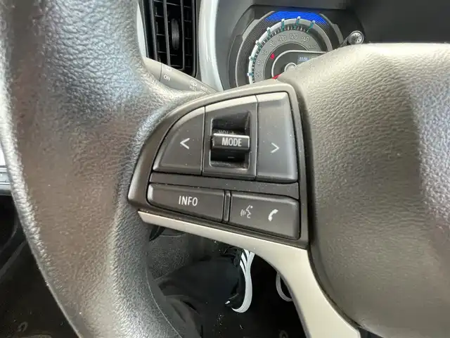 スズキ ハスラー HYBRID G 千葉県 2020(令2)年 3.2万km アクティブイエロー/ホワイト2トーンルーフ 社外7インチナビ/バックカメラ/Bluetooth/ETC/デュアルサポートブレーキ/・レーンキープアシスト/・衝突被害軽減ブレーキ/・踏み間違い防止/スマートキー/アイドリングストップ/バイザー