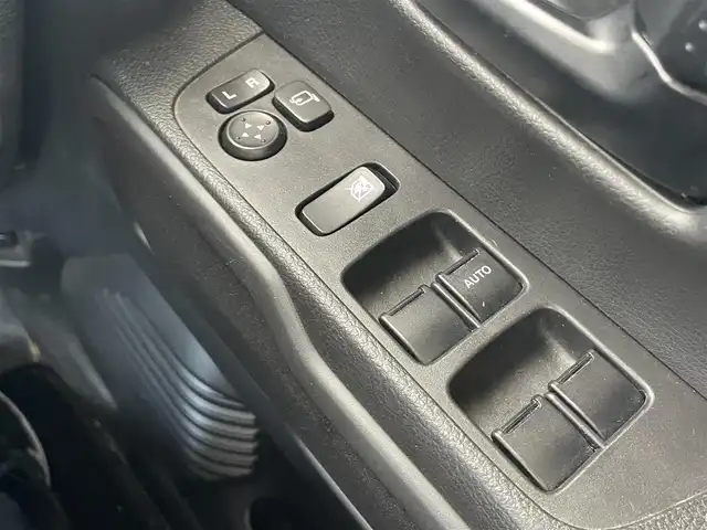 スズキ ハスラー HYBRID G 千葉県 2020(令2)年 3.2万km アクティブイエロー/ホワイト2トーンルーフ 社外7インチナビ/バックカメラ/Bluetooth/ETC/デュアルサポートブレーキ/・レーンキープアシスト/・衝突被害軽減ブレーキ/・踏み間違い防止/スマートキー/アイドリングストップ/バイザー