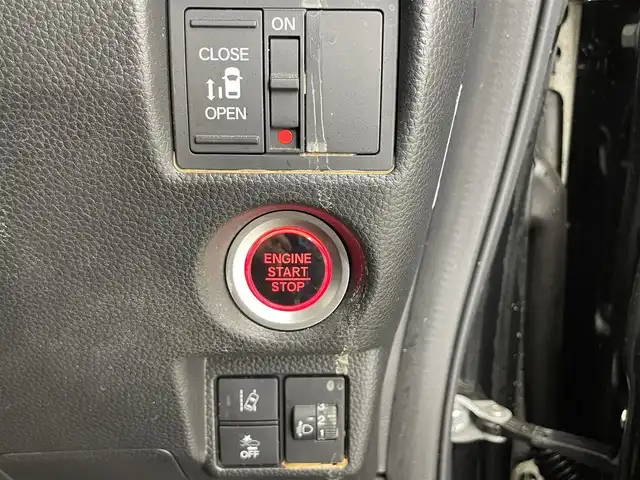 ホンダ Ｎ ＢＯＸ カスタム L 滋賀県 2021(令3)年 10.7万km クリスタルブラックパール 純正ナビ/Bluetooth/CD/USB/フルセグTV/追従クルーズコントロール/左側パワースライドドア/シートヒーター/プラズマクラスター技術搭載フルオートエアコン/純正14インチアルミホイール/オートライト/オートハイビーム/ドライブレコーダー/ETC