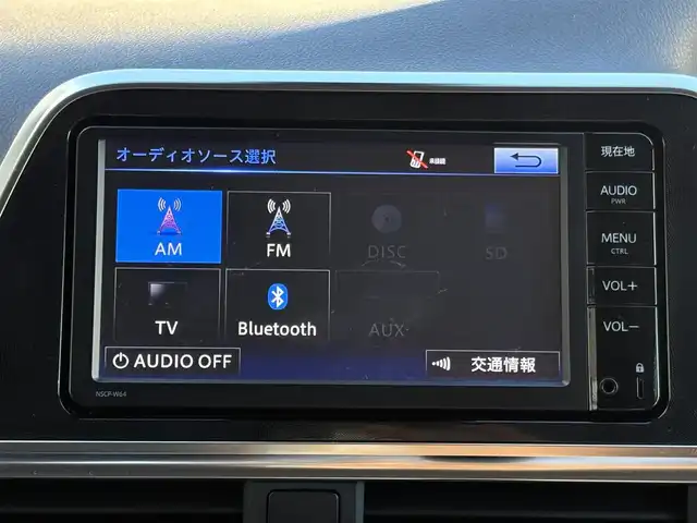 トヨタ シエンタ ハイブリッド G 三重県 2015(平27)年 11.8万km シルバーM TRDエアロ/プリクラッシュセーフティ/レーンディパーチャーアラート/両側パワースライドドア/スマートキー×2/プッシュスタート/純正ナビ/・TV・CD・AUX/・Bluetoothオーディオ/・バックカメラ/純正16インチAW/LEDヘッドライト/フォグライト/オートライト/オートマチックハイビーム/ウィンカーミラー/電格ミラー/革巻シフトノブ/革巻ステアリング/ステアリングスイッチ/プライバシーガラス/フロアマット/ドアバイザー/ビルトインETC