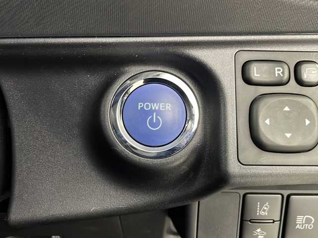 トヨタ アクア S スタイルブラック 埼玉県 2019(令1)年 0.9万km ダークブルーマイカ 純正9型SDナビ/（BT/AM/FM/CD/DVD/フルセグTV）/バックカメラ/プリクラッシュセーフティ/オートハイビーム/ビルトインETC/キセノンライト/純正フロアマット/ウィンカーミラー/スマートキー/AAC