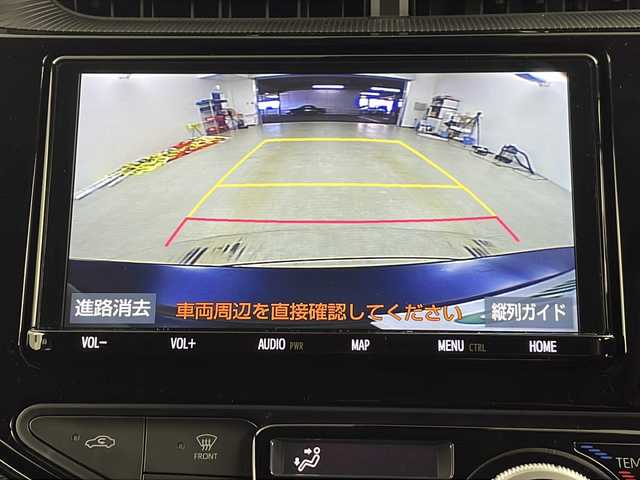 トヨタ アクア S スタイルブラック 埼玉県 2019(令1)年 0.9万km ダークブルーマイカ 純正9型SDナビ/（BT/AM/FM/CD/DVD/フルセグTV）/バックカメラ/プリクラッシュセーフティ/オートハイビーム/ビルトインETC/キセノンライト/純正フロアマット/ウィンカーミラー/スマートキー/AAC