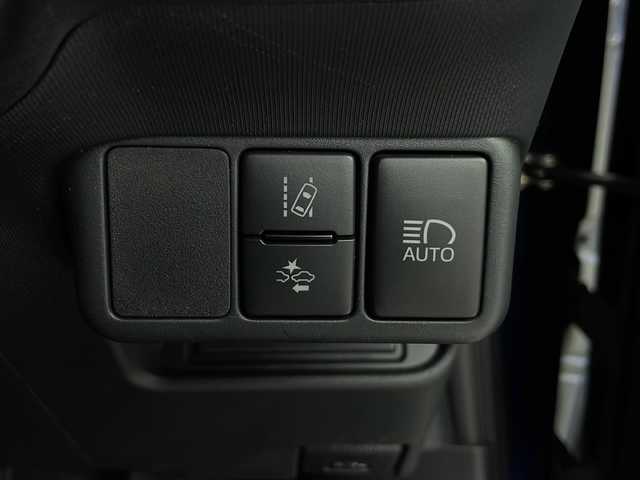 トヨタ アクア S スタイルブラック 埼玉県 2019(令1)年 0.9万km ダークブルーマイカ 純正9型SDナビ/（BT/AM/FM/CD/DVD/フルセグTV）/バックカメラ/プリクラッシュセーフティ/オートハイビーム/ビルトインETC/キセノンライト/純正フロアマット/ウィンカーミラー/スマートキー/AAC