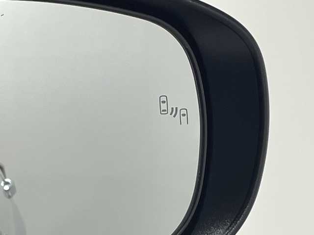 スバル レックス Z 神奈川県 2023(令5)年 1.2万km シャイニングホワイトパール 純正9インチナビ【NMZL-Y73D2】/Bluetooth・CD・DVD・USB・SD・フルセグTV/スマートアシスト/ブラインドスポットモニター/前側ドライブレコーダー/シートヒーター/ビルトインETC/スマートキー/純正17インチアルミホイール/LEDヘッドライト/オートマチックハイビーム/衝突回避支援ブレーキ/衝突警報機能/ブレーキ制御付誤発進抑制機能/車線逸脱抑制制御機能/路側逸脱警報機能/ふらつき警報/先行車発進お知らせ機能/標識認識機能/アダプティブドライビングビーム/サイドビューランプ/全車速追従機能付アダプティブクルーズコントロール/レーンキープコントロール/前後コーナーセンサー