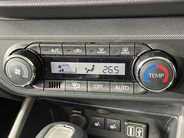 スバル レックス Z 神奈川県 2023(令5)年 1.2万km シャイニングホワイトパール 純正9インチナビ【NMZL-Y73D2】/Bluetooth・CD・DVD・USB・SD・フルセグTV/スマートアシスト/ブラインドスポットモニター/前側ドライブレコーダー/シートヒーター/ビルトインETC/スマートキー/純正17インチアルミホイール/LEDヘッドライト/オートマチックハイビーム/衝突回避支援ブレーキ/衝突警報機能/ブレーキ制御付誤発進抑制機能/車線逸脱抑制制御機能/路側逸脱警報機能/ふらつき警報/先行車発進お知らせ機能/標識認識機能/アダプティブドライビングビーム/サイドビューランプ/全車速追従機能付アダプティブクルーズコントロール/レーンキープコントロール/前後コーナーセンサー